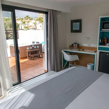Διαμέρισμα Hacienda Del Sol (adults Only)